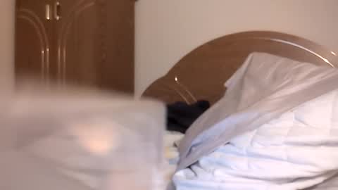 Snapshot of xxxfredmtlxxx chatting on November 4, 2025, 5:28 am xxfredmtl18xx online show from November 4, 2025, 5:28 am