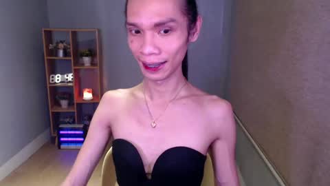 Snapshot of xxxfuckgirlyumsxxx chatting on January 19, 2025, 5:48 am Your Princess Yums online show from January 19, 2025, 5:48 am