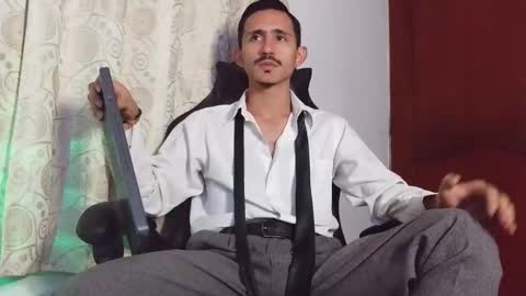 Kev online show from June 9, 2026, 7:36 pm