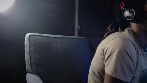 xxxjrstrokesxxx online show from February 26, 2026, 8:24 am