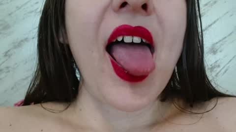 Snapshot of xxxlola_ chatting on February 27, 2025, 9:00 am Lola online show from February 27, 2025, 9:00 am