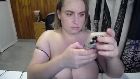 Lana online show from June 30, 2026, 2:34 am
