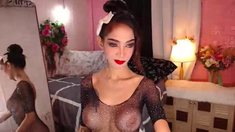 Snapshot of xxxqueenoftransxxx chatting on February 7, 2026, 11:30 pm xxxqueenoftransxxx online show from February 7, 2026, 11:30 pm