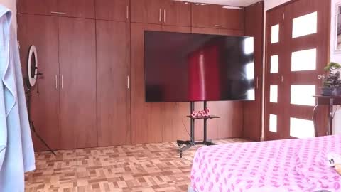 Snapshot of xxxtatianabustyxxx chatting on May 15, 2026, 2:35 pm xxxtatianabustyxxx online show from May 15, 2026, 2:35 pm