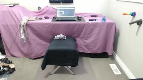 xxxxbrad online show from February 24, 2026, 9:24 pm