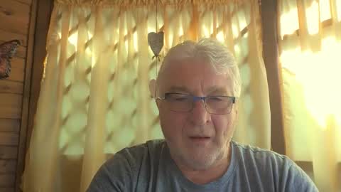 Snapshot of xxxxpeter55 chatting on May 27, 2026, 10:23 am xxxxpeter55 online show from May 27, 2026, 10:23 am