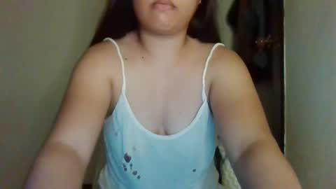 Snapshot of xxyummiee_69xx chatting on October 14, 2025, 9:15 pm jane online show from October 14, 2025, 9:15 pm