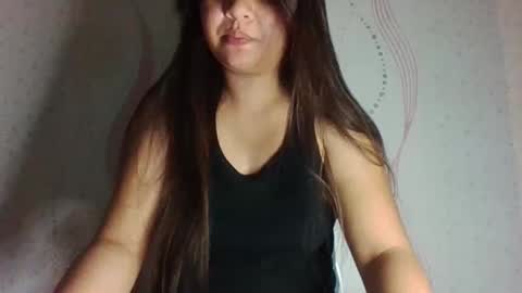 Snapshot of xxyummiee_69xx chatting on December 17, 2025, 8:26 pm jane online show from December 17, 2025, 8:26 pm