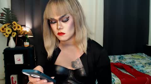 QueenMarina online show from January 20, 2025, 9:43 pm