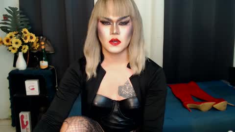 QueenMarina online show from February 4, 2025, 6:49 pm