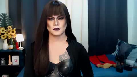 QueenMarina online show from October 2, 2025, 9:05 am