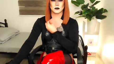 QueenMarina online show from March 15, 2026, 9:54 pm