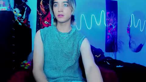 Snapshot of xzerox_ chatting on September 23, 2025, 2:03 am xzerox_ online show from September 23, 2025, 2:03 am