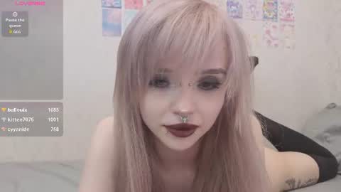 Snapshot of y0urchemicalromance chatting on July 24, 2026, 3:59 am y0urchemicalromance online show from July 24, 2026, 3:59 am