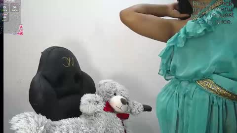 yazhini online show from March 10, 2026, 12:21 pm