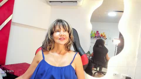 Snapshot of yadira_ht chatting on July 28, 2026, 9:25 pm yadira_ht online show from July 28, 2026, 9:25 pm