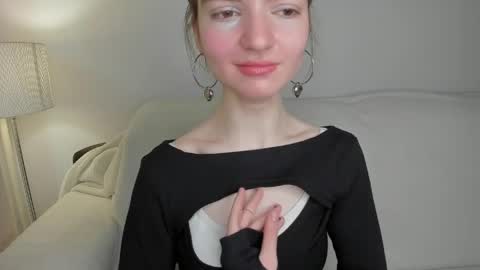 Snapshot of yala_111 chatting on April 16, 2026, 5:52 am Yala online show from April 16, 2026, 5:52 am