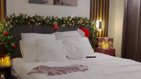 yamaguchi_ online show from December 30, 2024, 4:42 am