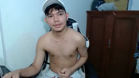 Eian online show from December 21, 2025, 11:34 pm