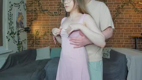 Snapshot of yami_yami_yami chatting on February 22, 2026, 4:05 pm Mia and Andry online show from February 22, 2026, 4:05 pm