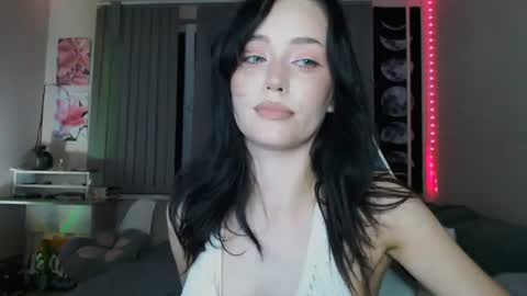 Snapshot of yamilean chatting on July 3, 2026, 10:38 pm Yami online show from July 3, 2026, 10:38 pm