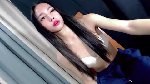 yams_kitty69 online show from October 24, 2025, 10:44 am