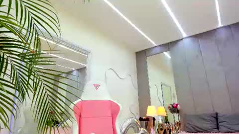 Yana  online show from June 11, 2026, 6:44 am