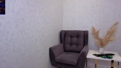 Snapshot of yana_squrel_22 chatting on November 15, 2025, 10:26 pm Yana online show from November 15, 2025, 10:26 pm