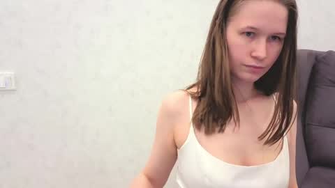Snapshot of yana_squrel_22 chatting on May 30, 2026, 11:07 am Yana online show from May 30, 2026, 11:07 am