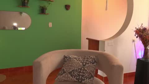 YANDRA CELIS online show from July 12, 2026, 6:32 pm