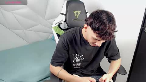 DANILO P online show from November 16, 2025, 3:34 am