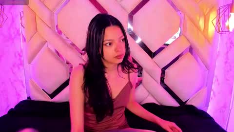 yanna_pink online show from November 8, 2025, 12:05 pm