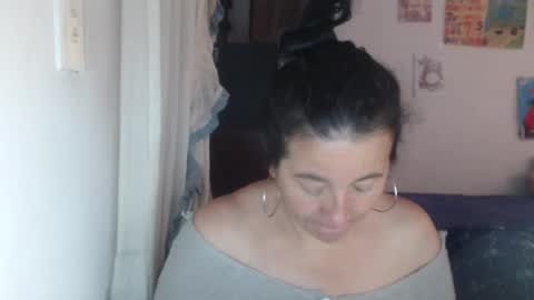 yasmin_love85 online show from July 16, 2026, 2:56 pm