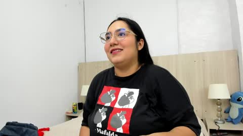 Snapshot of yasmin_ortiz chatting on March 19, 2026, 3:21 am Yasmin Ortiz online show from March 19, 2026, 3:21 am