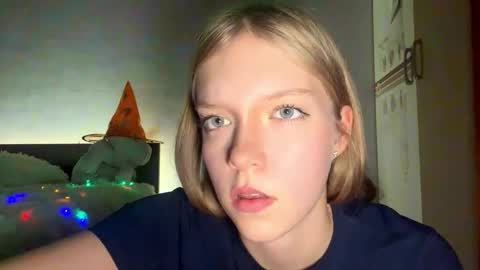 Amy online show from November 14, 2025, 2:16 pm