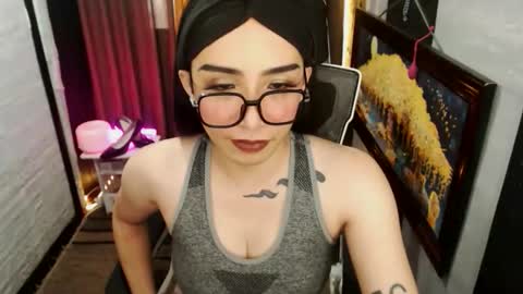 Snapshot of yassiered chatting on May 18, 2026, 1:24 am yassiered online show from May 18, 2026, 1:24 am