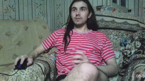 Snapshot of yatocka chatting on January 8, 2025, 5:48 am Sven online show from January 8, 2025, 5:48 am