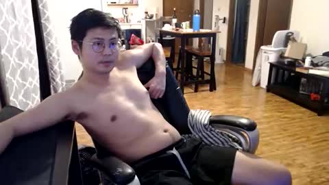 Snapshot of yawnimhorny chatting on November 23, 2025, 9:53 am yawnimhorny online show from November 23, 2025, 9:53 am