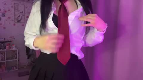 Snapshot of yawnpuffx chatting on May 29, 2026, 4:38 pm HolyLega online show from May 29, 2026, 4:38 pm