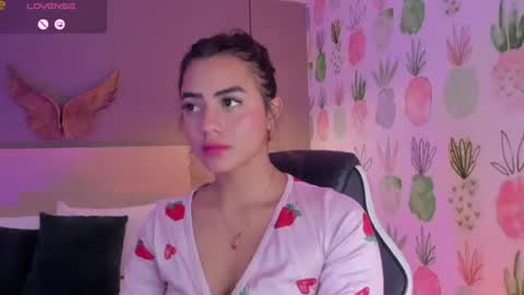 Snapshot of yaya23x chatting on July 8, 2026, 3:05 pm yaya23x online show from July 8, 2026, 3:05 pm