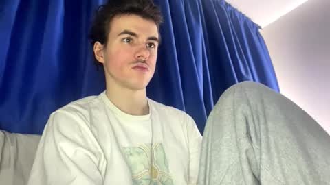 yayay333 online show from January 12, 2026, 7:08 pm