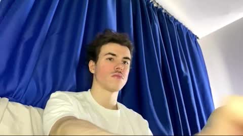 yayay333 online show from February 19, 2026, 11:17 am