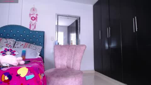 Snapshot of yazmin_mature chatting on April 18, 2026, 7:18 pm Jasmin online show from April 18, 2026, 7:18 pm