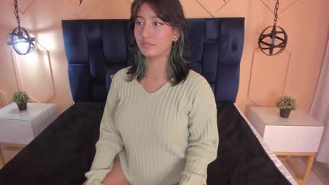 Snapshot of yazmin_rouse chatting on December 4, 2024, 1:09 pm Yazmin online show from December 4, 2024, 1:09 pm