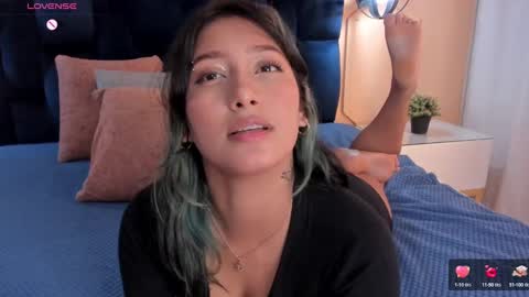 Snapshot of yazmin_rouse chatting on January 3, 2025, 5:20 pm Yazmin online show from January 3, 2025, 5:20 pm