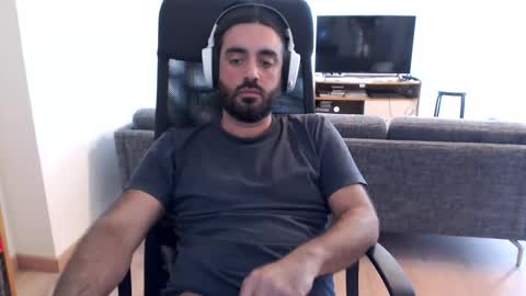 yeeaahoo online show from September 18, 2025, 4:42 pm