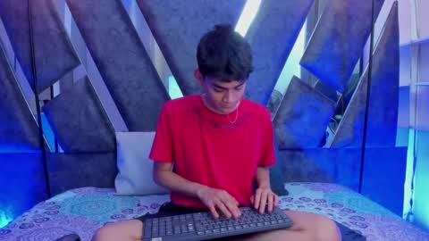 yef_thinn online show from September 19, 2025, 3:30 am