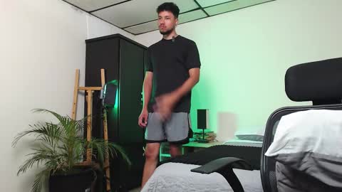 yeff online show from February 26, 2026, 11:48 pm