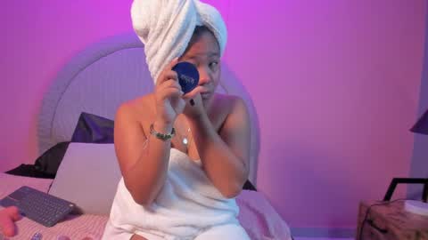 yeika_foxy online show from June 5, 2026, 11:38 am