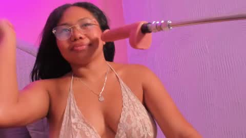 yeika_foxy online show from July 28, 2026, 4:39 pm